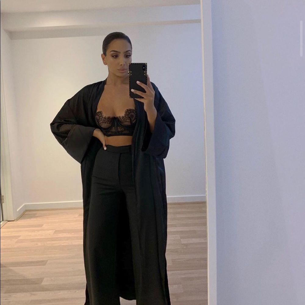 Sundarbay satin kimono